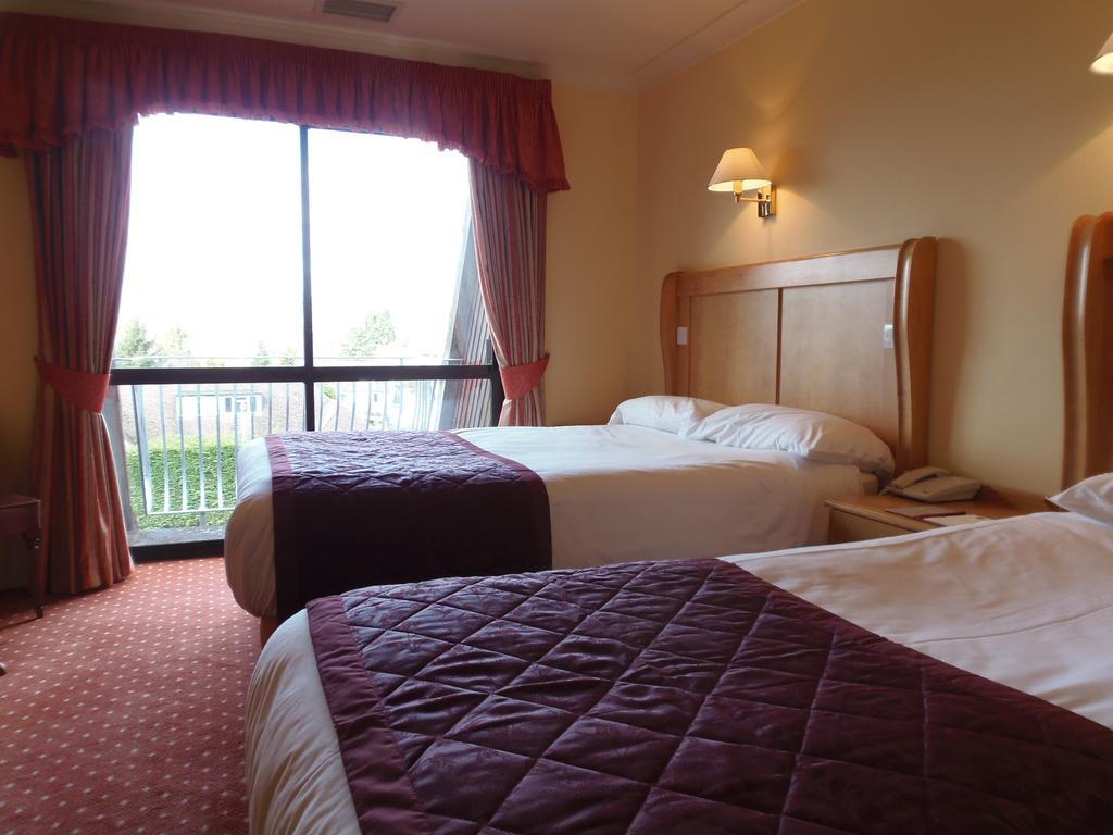 Lakeside International Hotel Camberley Pokoj fotografie