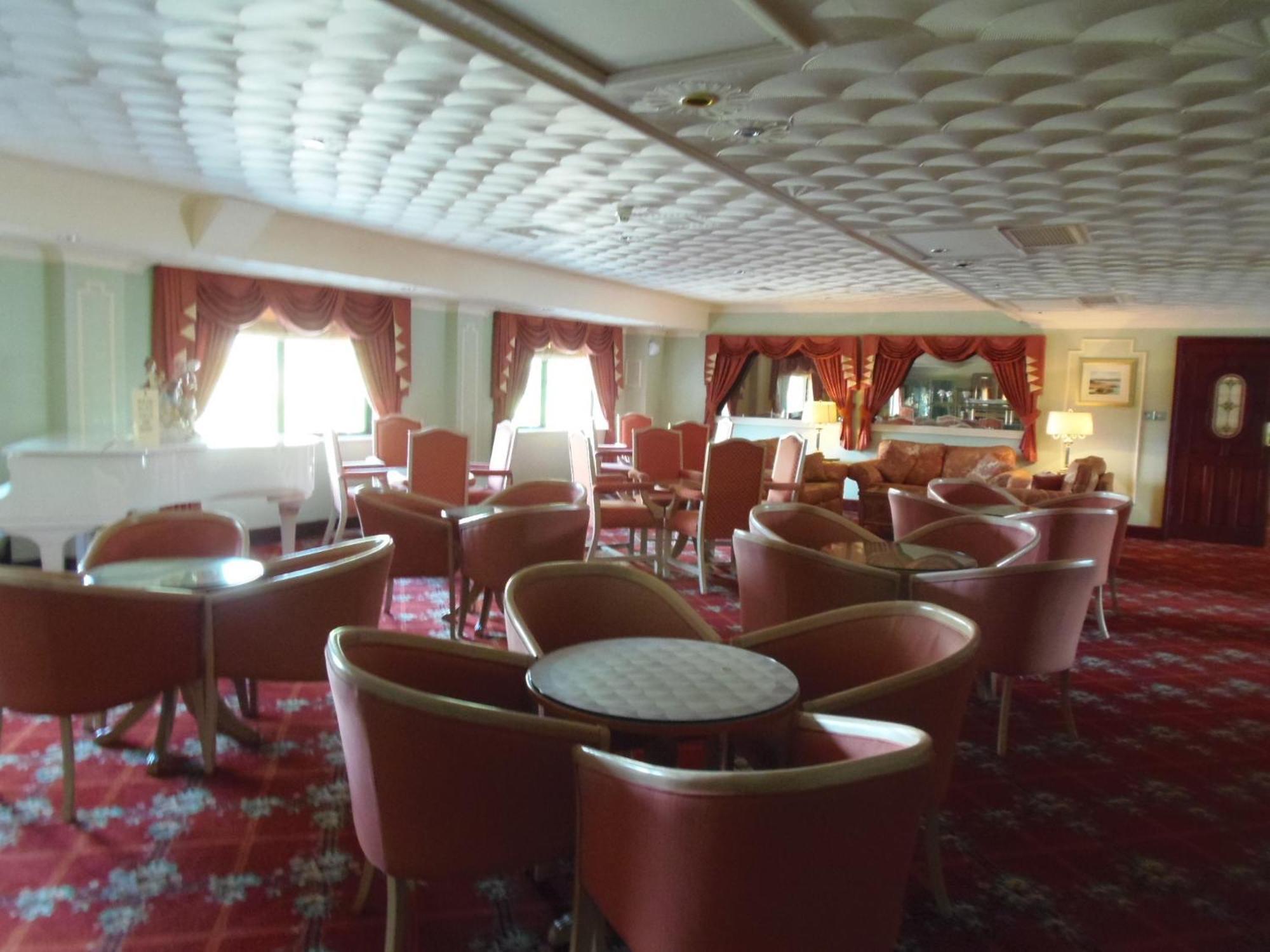 Lakeside International Hotel Camberley Exteriér fotografie